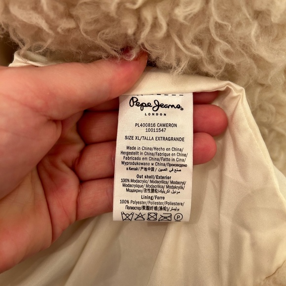 Pepe Jeans White Teddy Coat with silk lining size XL - Picture 6 of 7